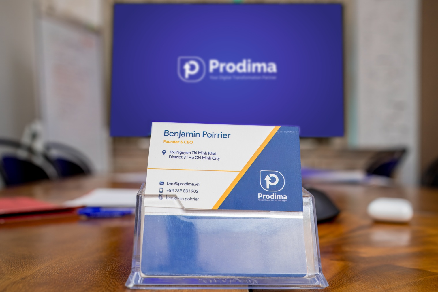 Focus on Benjamin Poirrier agency card